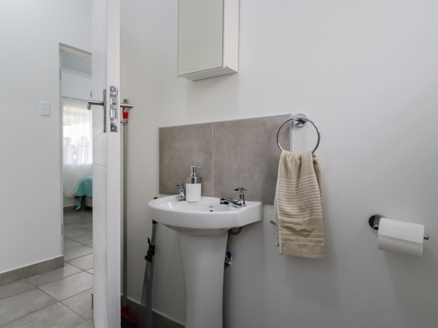 2 Bedroom Property for Sale in Amalinda Eastern Cape